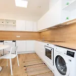 Hilltop - Studio In City Centre Tallinn