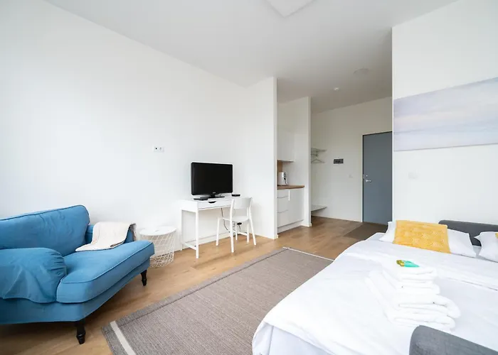 Hilltop - Studio In City Centre Lägenhet