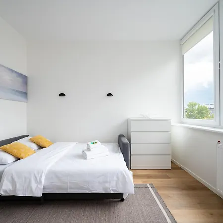 Hilltop - Studio In City Centre Apartment Tallinn