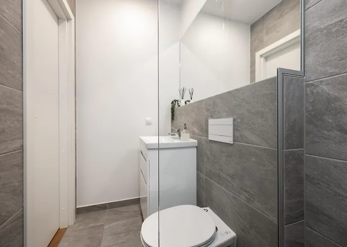 Lägenhet Hilltop - Studio In City Centre